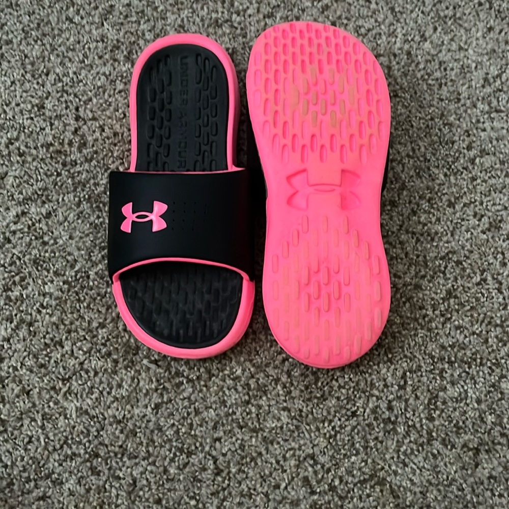 Under Armor slides